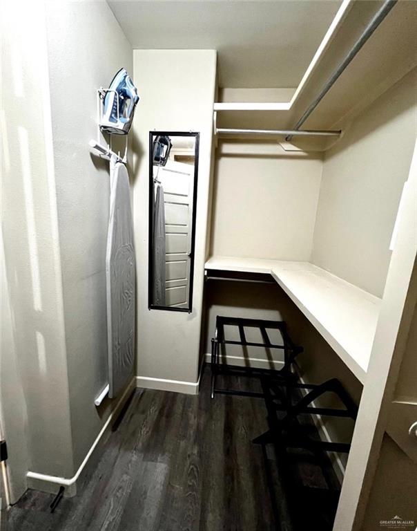 Photo 13 of 1300 Pineridge Avenue #1