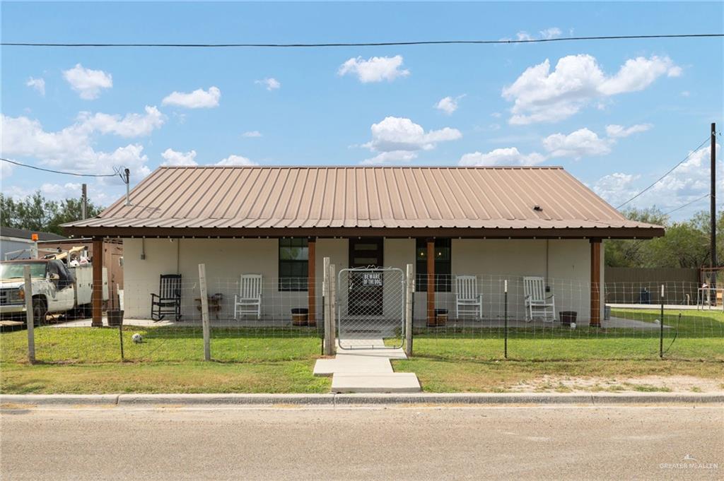 Photo 1 of 7001 Breckenridge Lane, Mission