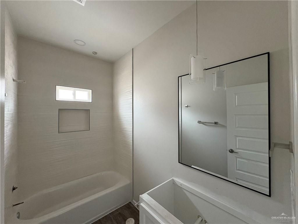 Photo 3 of 1518 Arden Street