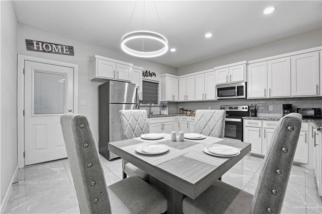 Photo 4 of 5704 Puffin Avenue