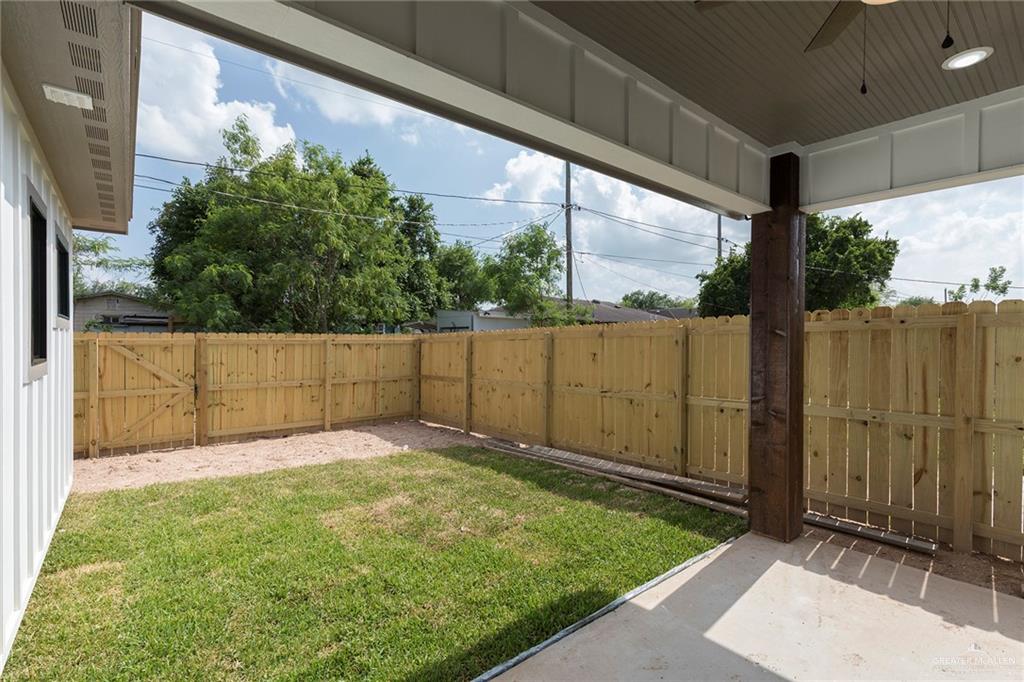 Photo 19 of 818 Chapa Avenue