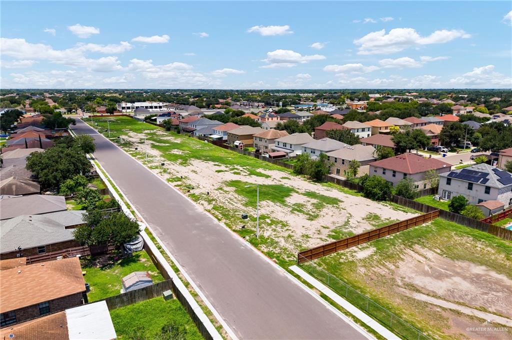 Photo 8 of 3600 Zinnia Avenue