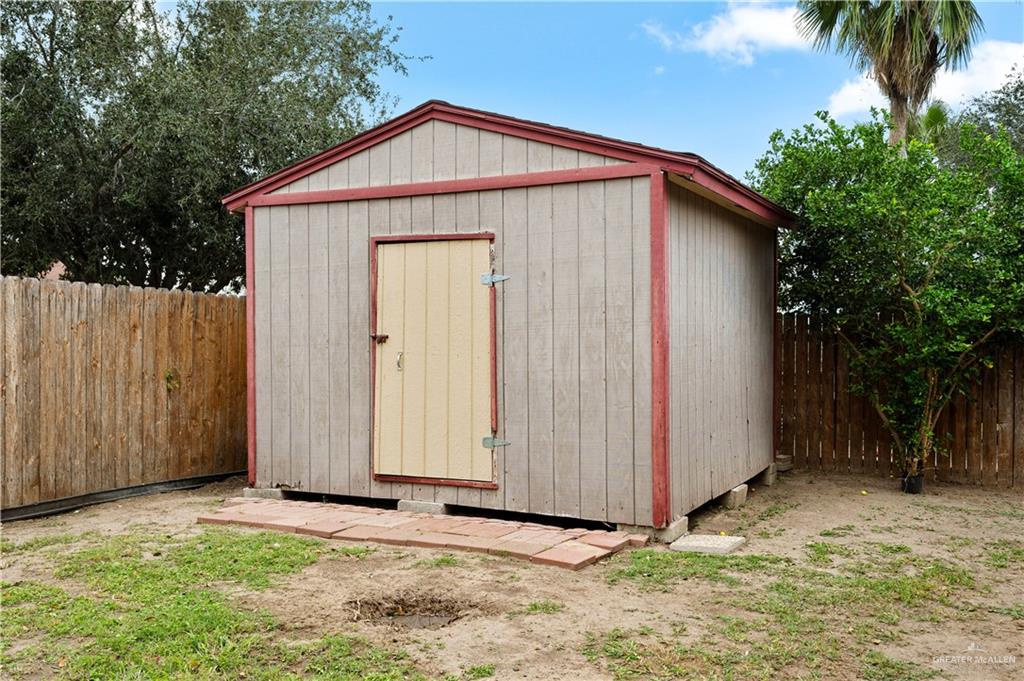 Photo 7 of 2721 27th Lane