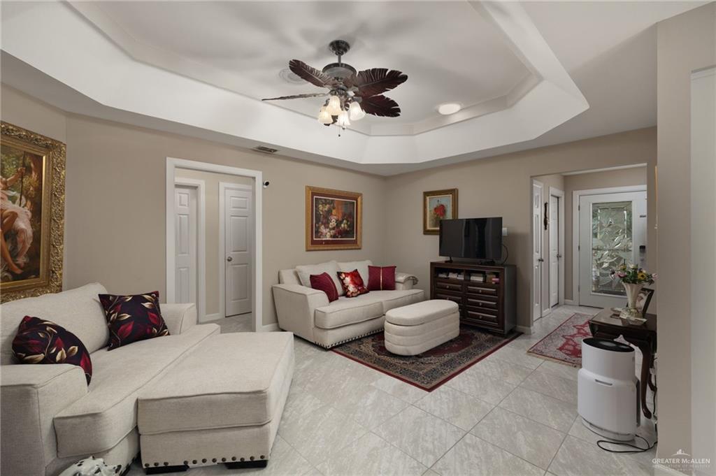 Photo 3 of 1706 Aries Street