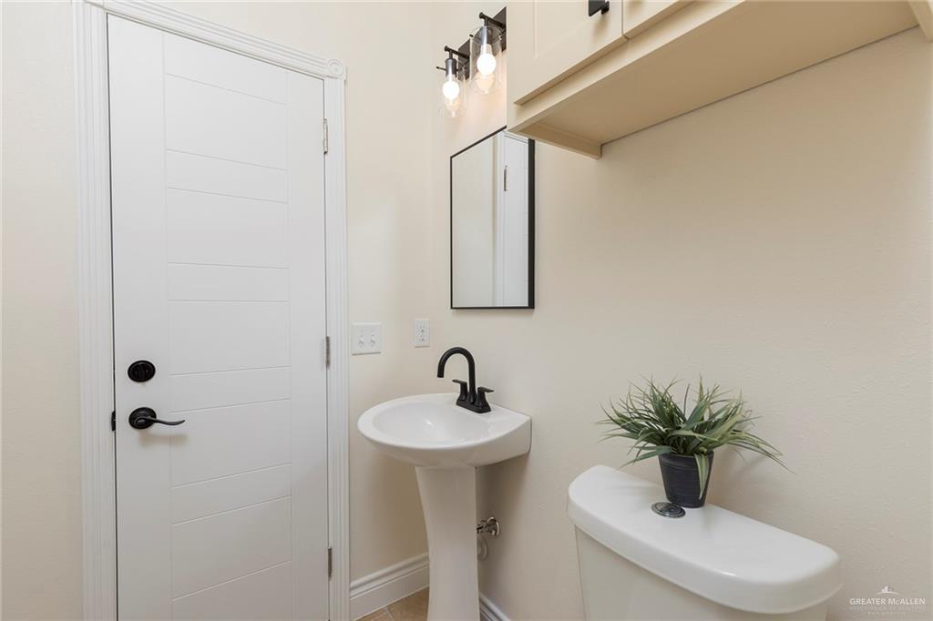 Photo 19 of 23789 Richmond Drive
