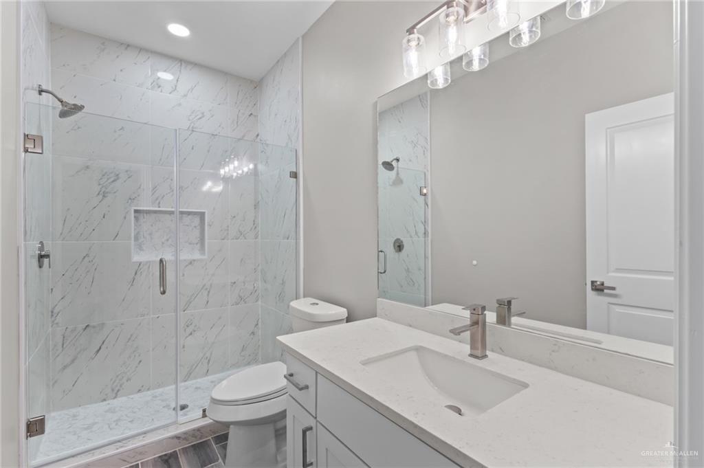 Photo 13 of 2604 Brownjay Street #2