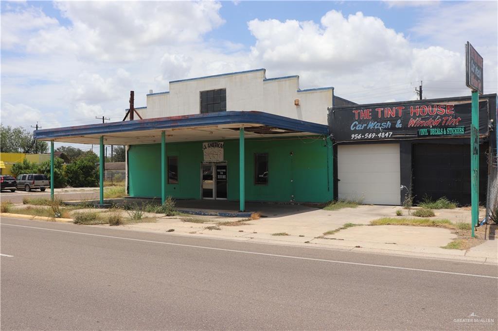 Photo 1 of 701 Closner Boulevard, Edinburg