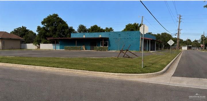 Photo 3 of 715 6th Street