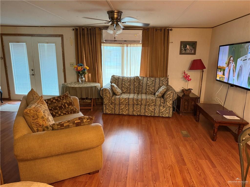 Photo 2 of 188 Lagos Vista Avenue