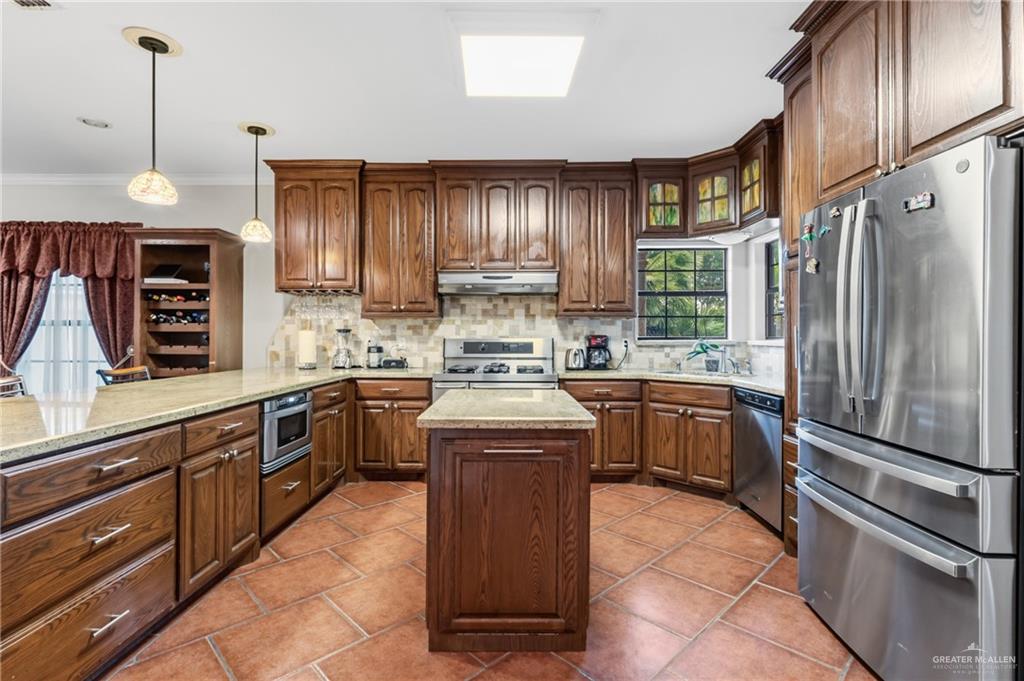 Photo 25 of 1508 Thornwood Drive