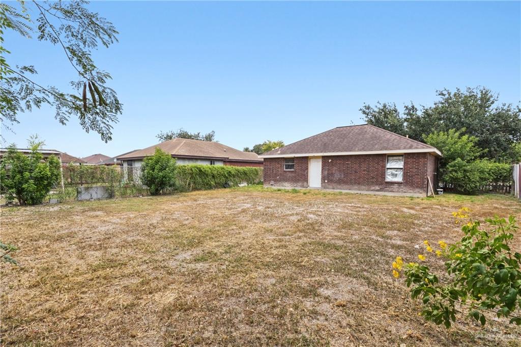 Photo 14 of 703 Dove Avenue