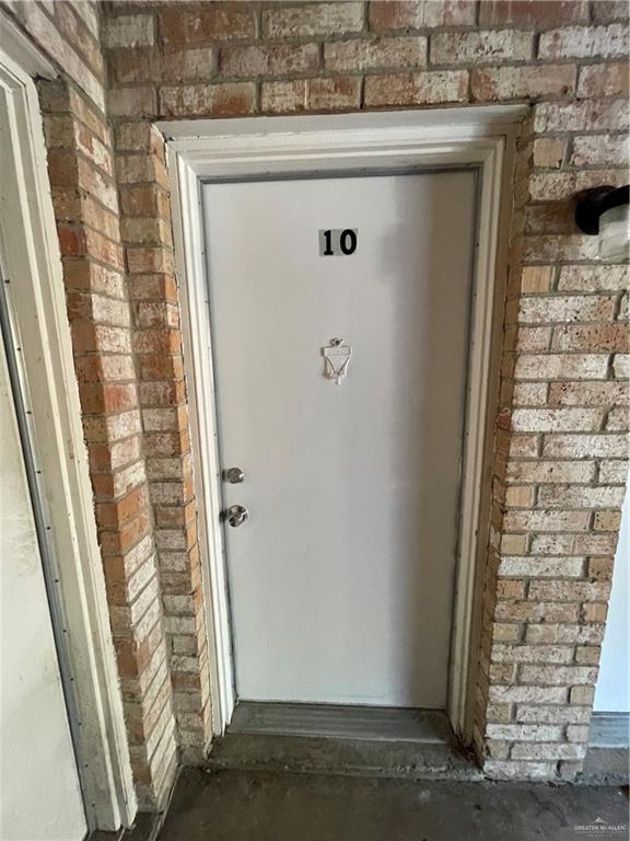 Photo 3 of 805 Toronto Avenue #1