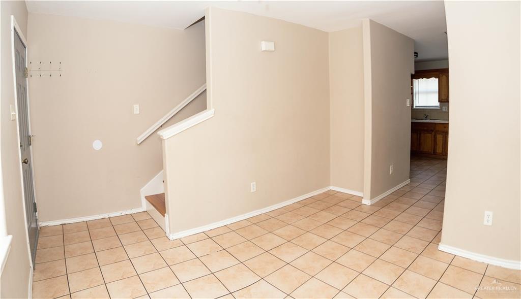 Photo 2 of 4308 Kings Drive