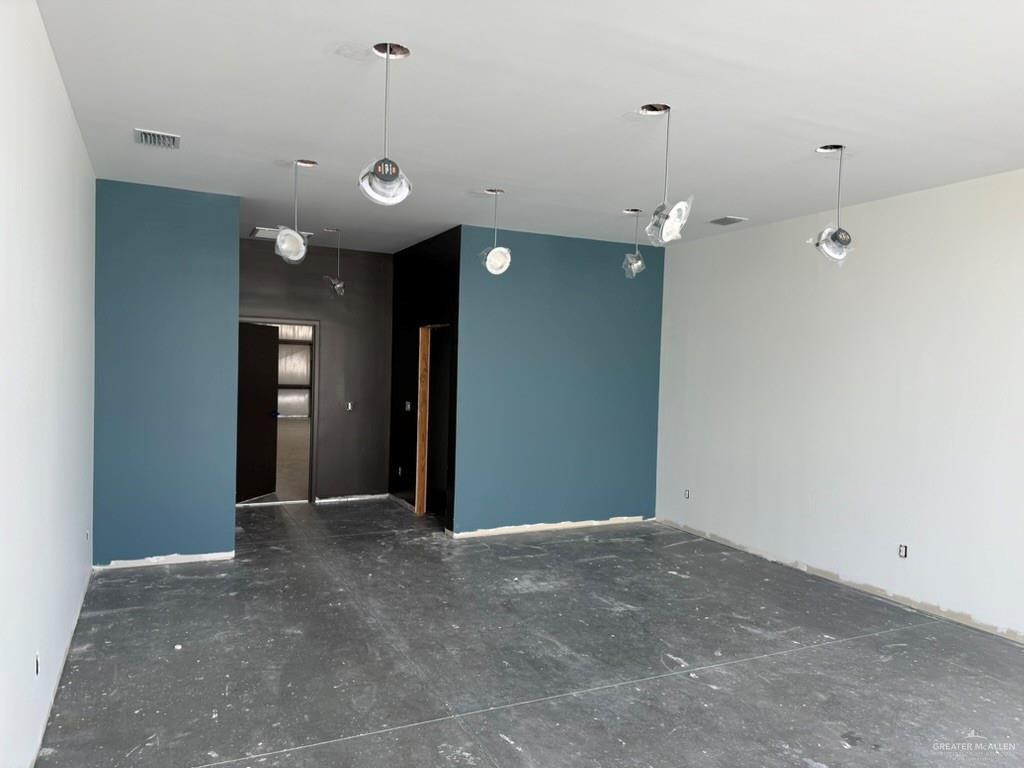 Photo 5 of 1100 Whitewing Avenue