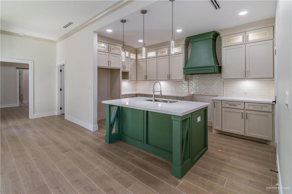 Photo 3 of 508 Freedom Way