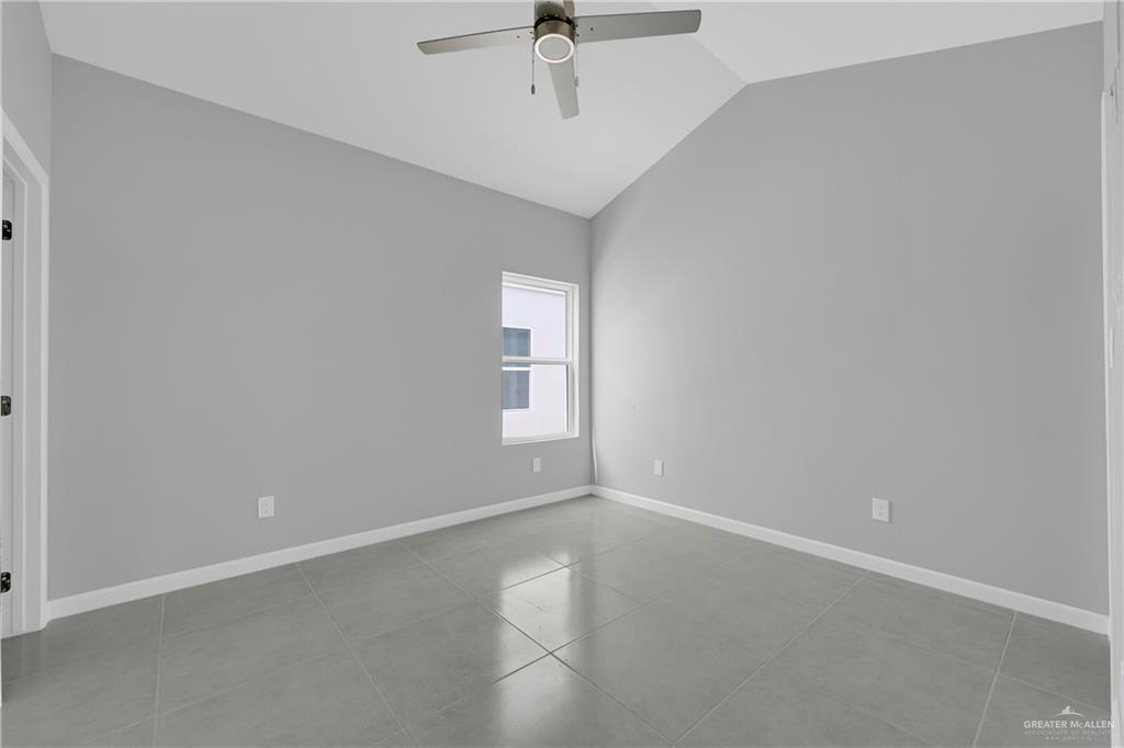 Photo 10 of 700 Oriole Road #2