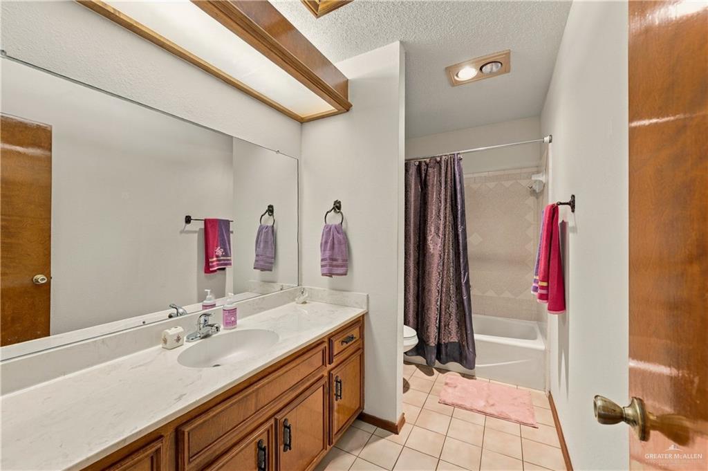 Photo 17 of 3620 Gumwood Avenue #1