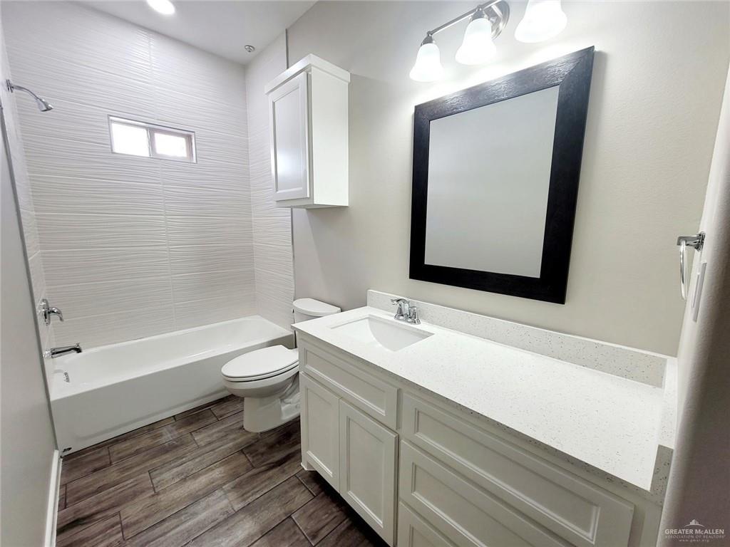 Photo 9 of 1006 Starr Road #A