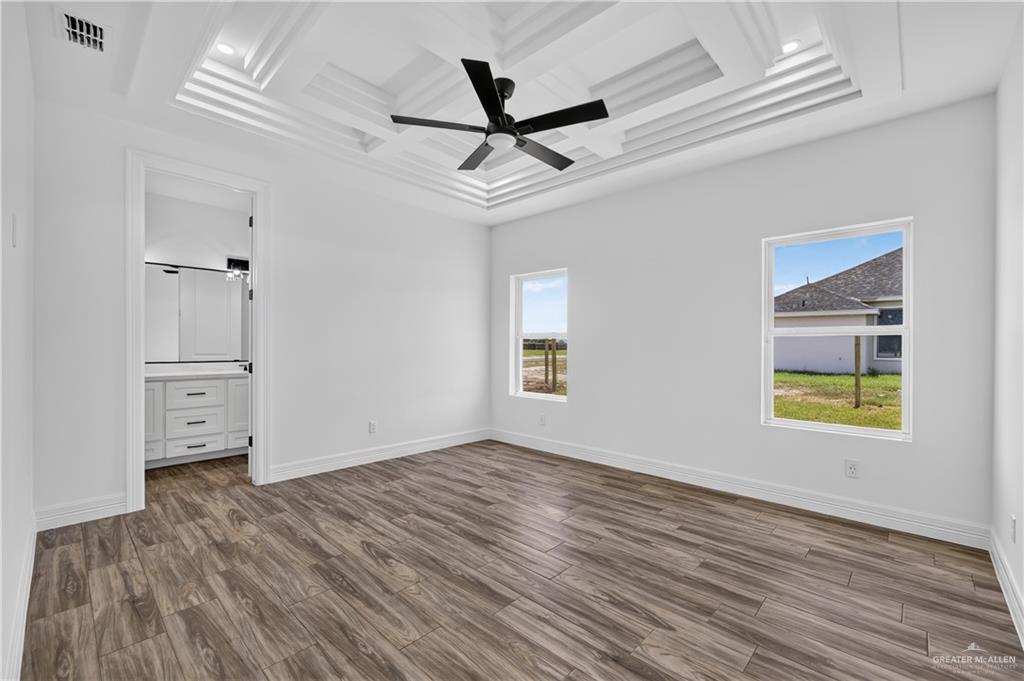 Photo 11 of 520 Demi Street