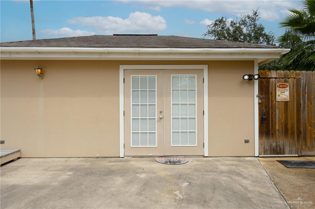 Photo 14 of 3903 Lark Drive