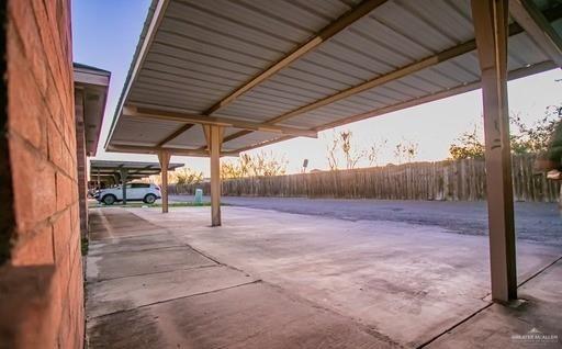 Photo 6 of 1921 Aruba Drive #1