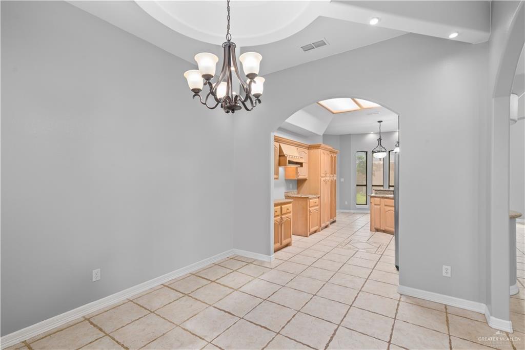 Photo 10 of 1509 Maltese Street