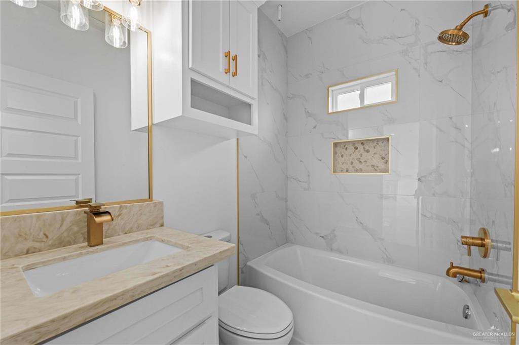 Photo 13 of 5801 Gira Del Sol Street