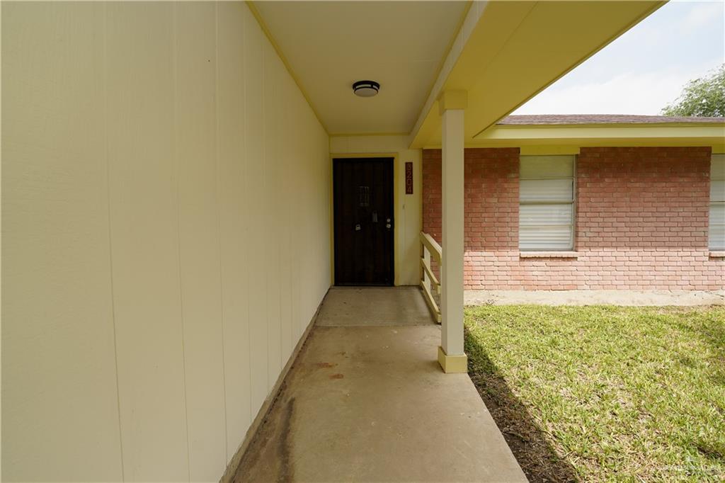 Photo 4 of 3204 Sycamore Avenue