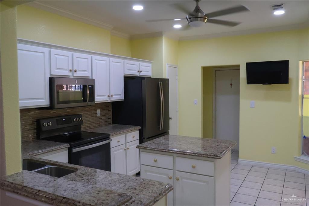 Photo 8 of 2007 Helen Avenue