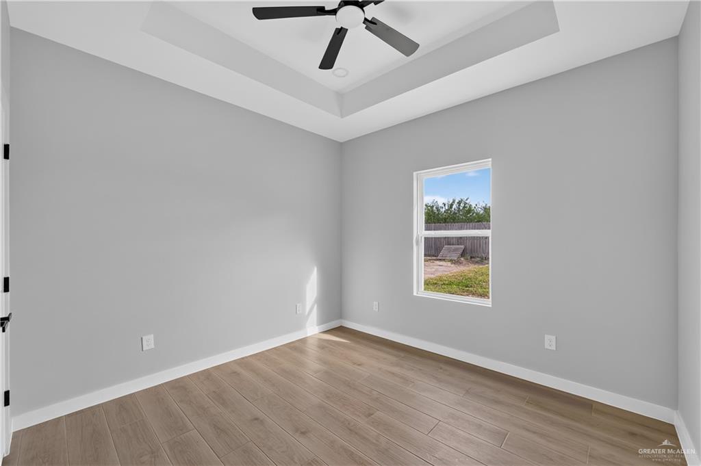 Photo 20 of 3525 Diamondhead Avenue