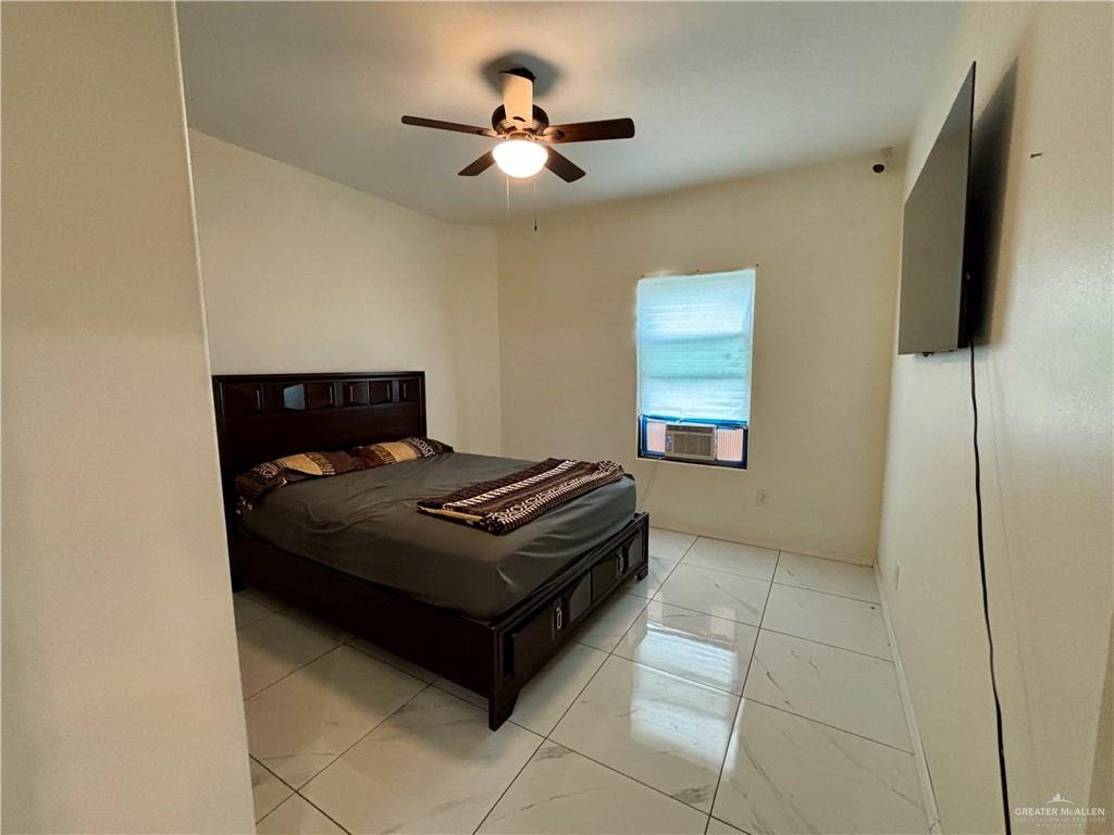 Photo 6 of 3714 Sawgrass Street