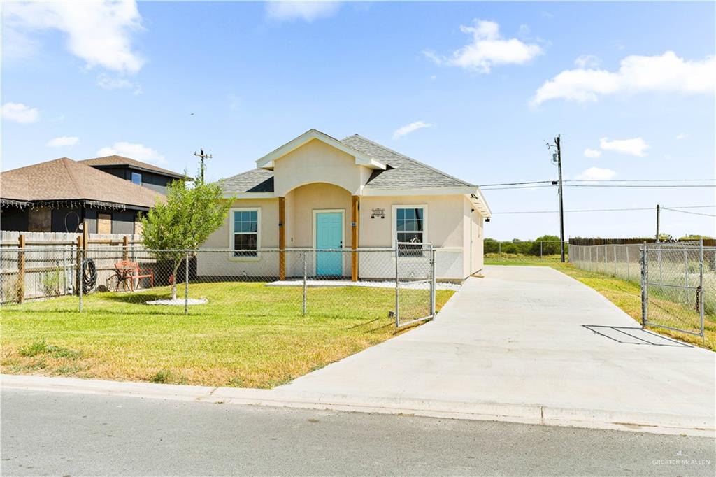 Photo 1 of 3989 Hoover Street, Mercedes