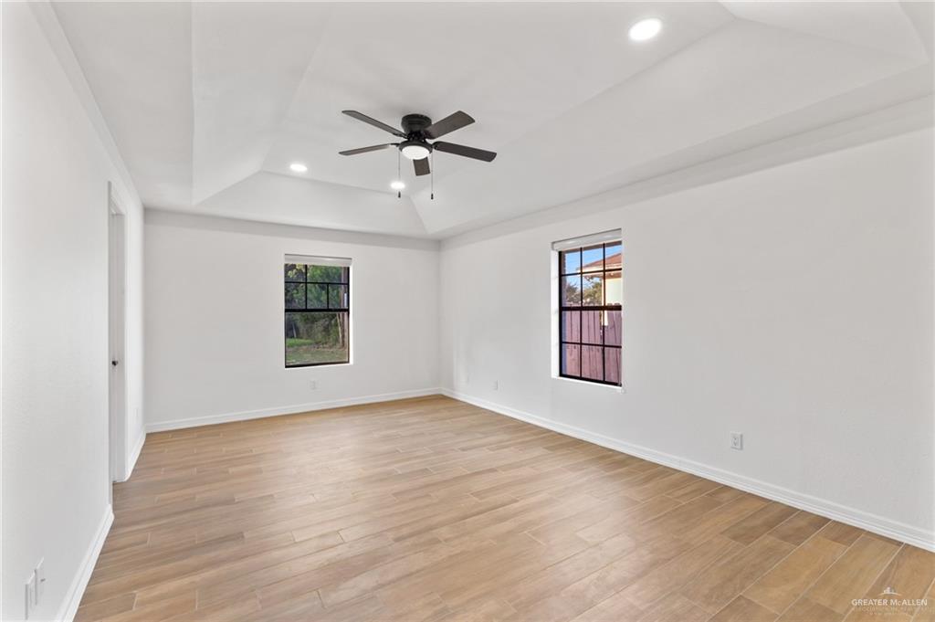Photo 8 of 104 Aldrin Street