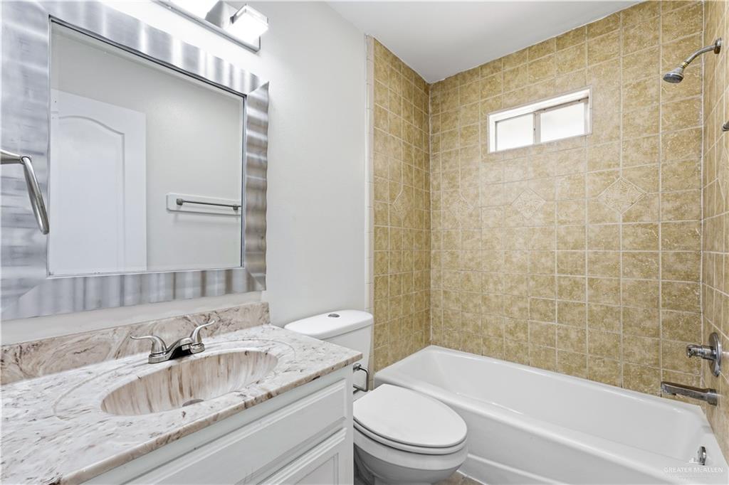 Photo 14 of 1005 Praline Drive