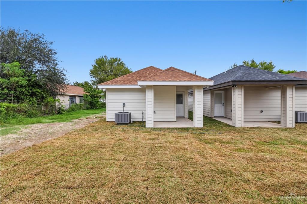 Photo 14 of 215 Bell Avenue