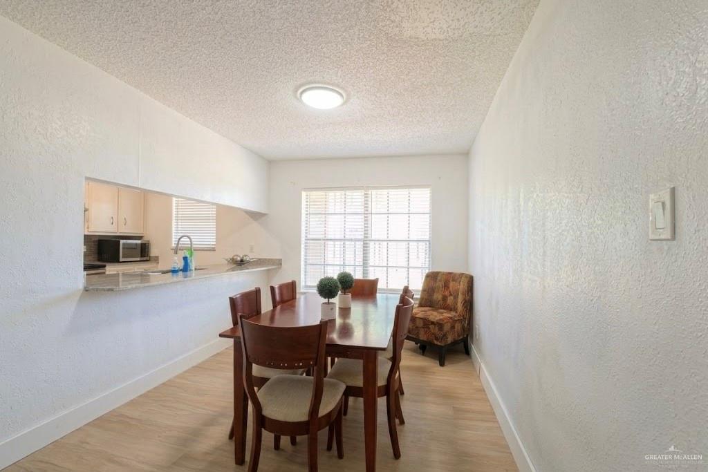 Photo 2 of 114 La Quinta Drive