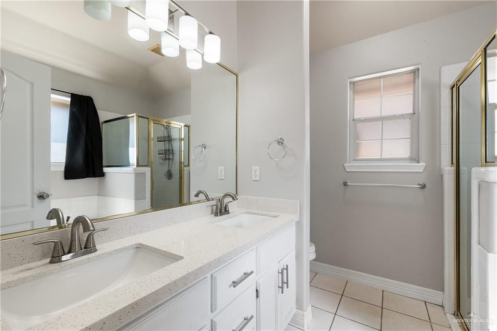 Photo 18 of 4605 Hackberry Avenue