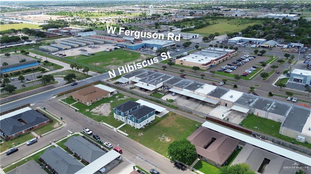 Photo 3 of 807 Los Tesoros Drive