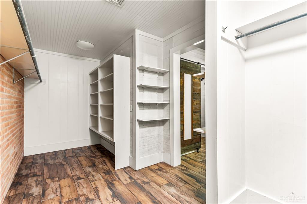 Photo 22 of 411 Mccoll Road