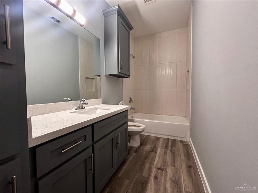Photo 11 of 908 Kohala Avenue #2