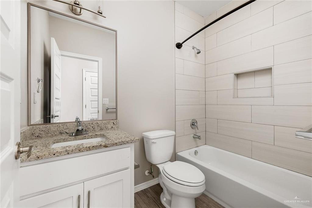 Photo 9 of 1804 Davenport Lane #1