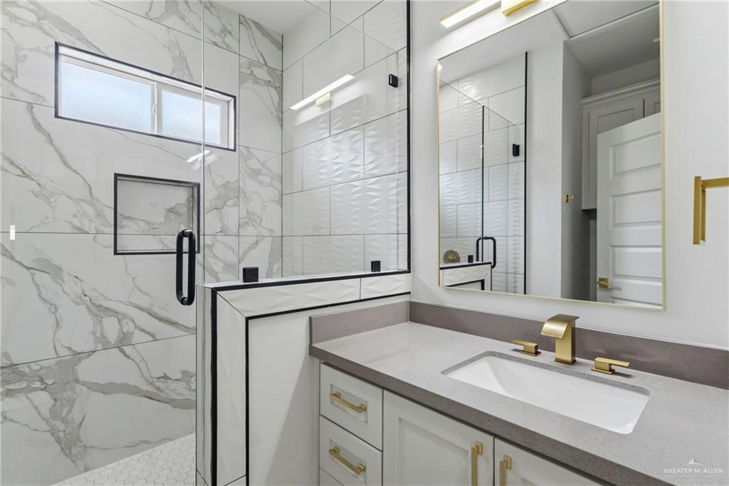 Photo 12 of 2806 Retama Street