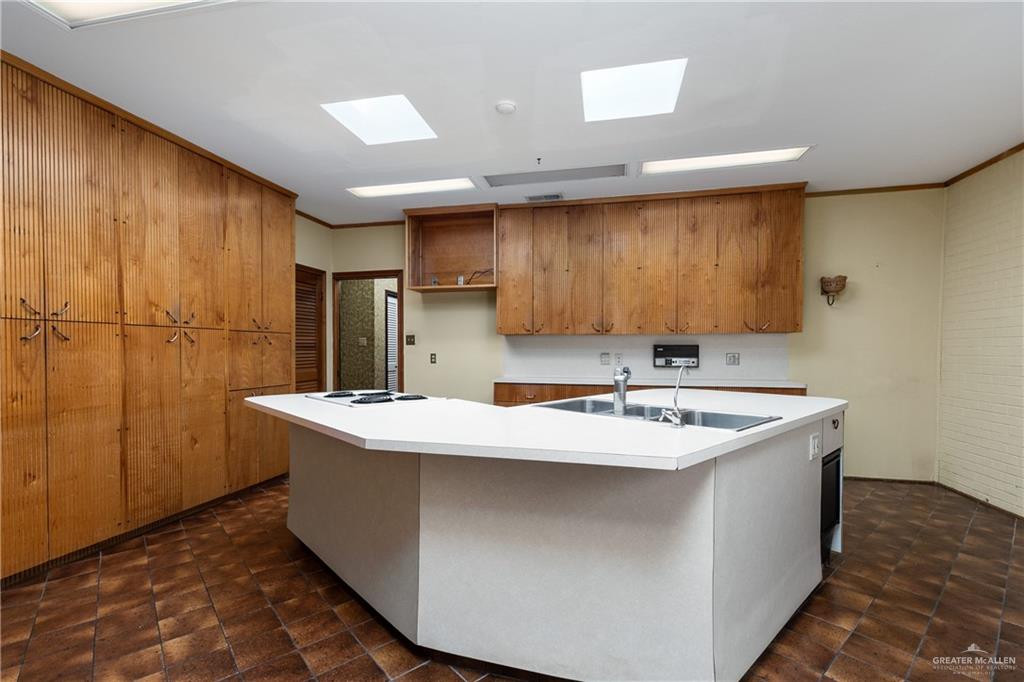 Photo 9 of 1305 3rd Street #7