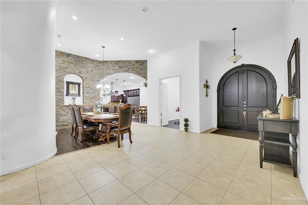 Photo 8 of 2405 Rhin Drive