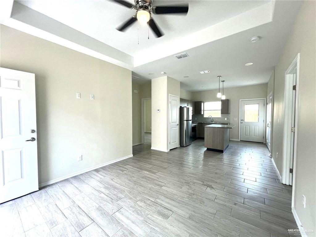 Photo 4 of 5007 Hiawatha Drive #3