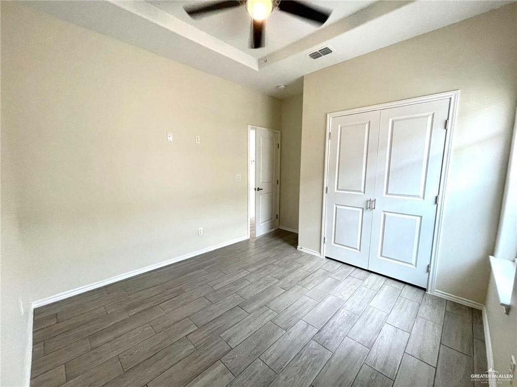 Photo 5 of 5007 Hiawatha Drive #3