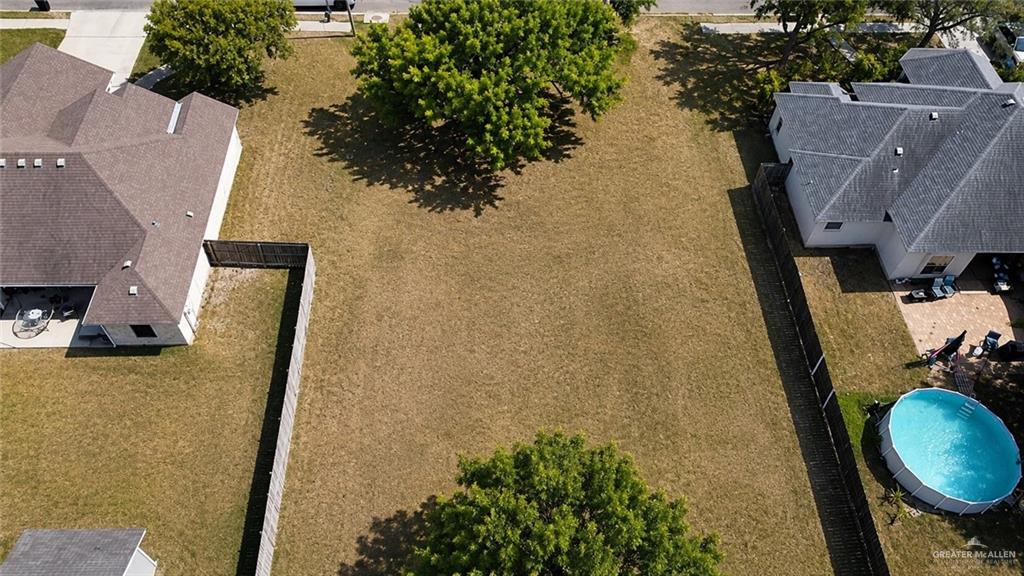 Photo 1 of 865 Quail Hollow Drive, Weslaco