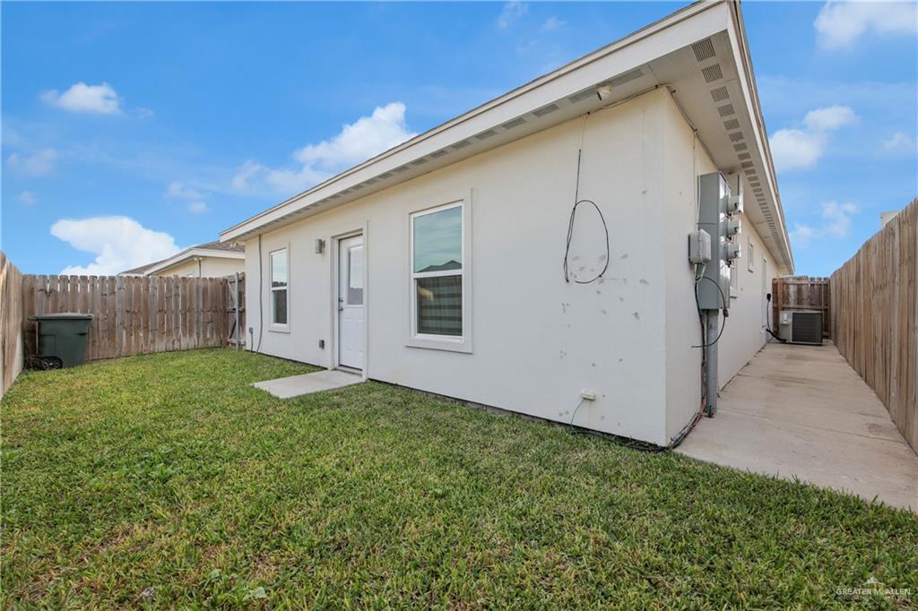 Photo 15 of 1700 Angelina Drive