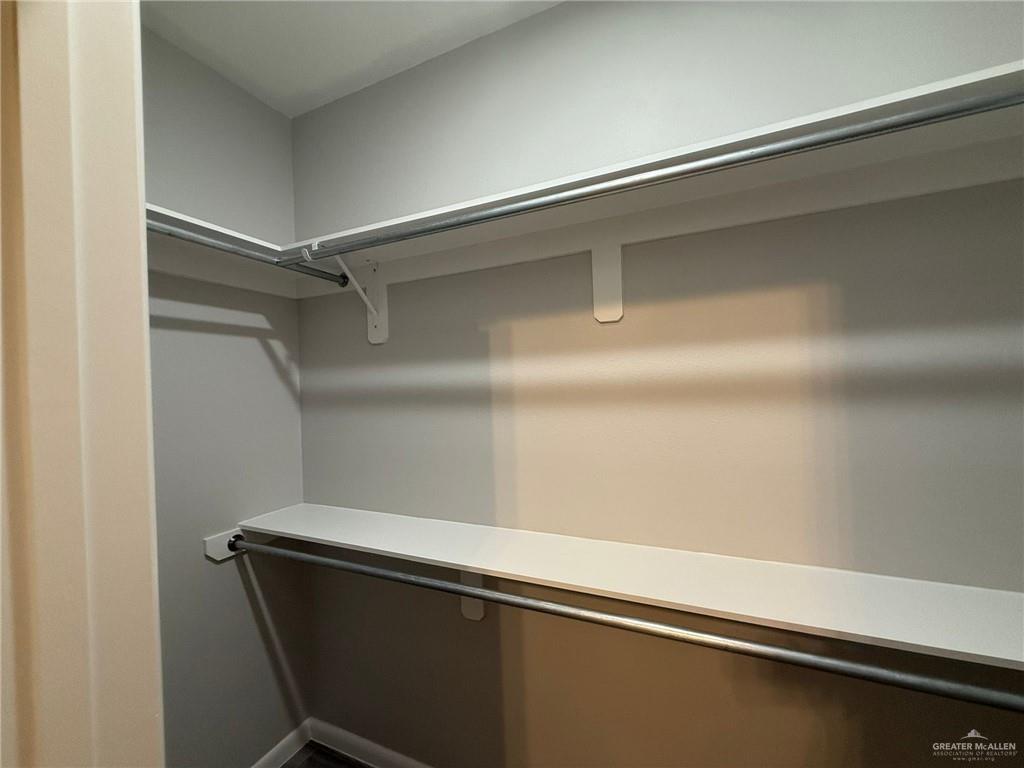 Photo 9 of 812 Dove Avenue #3