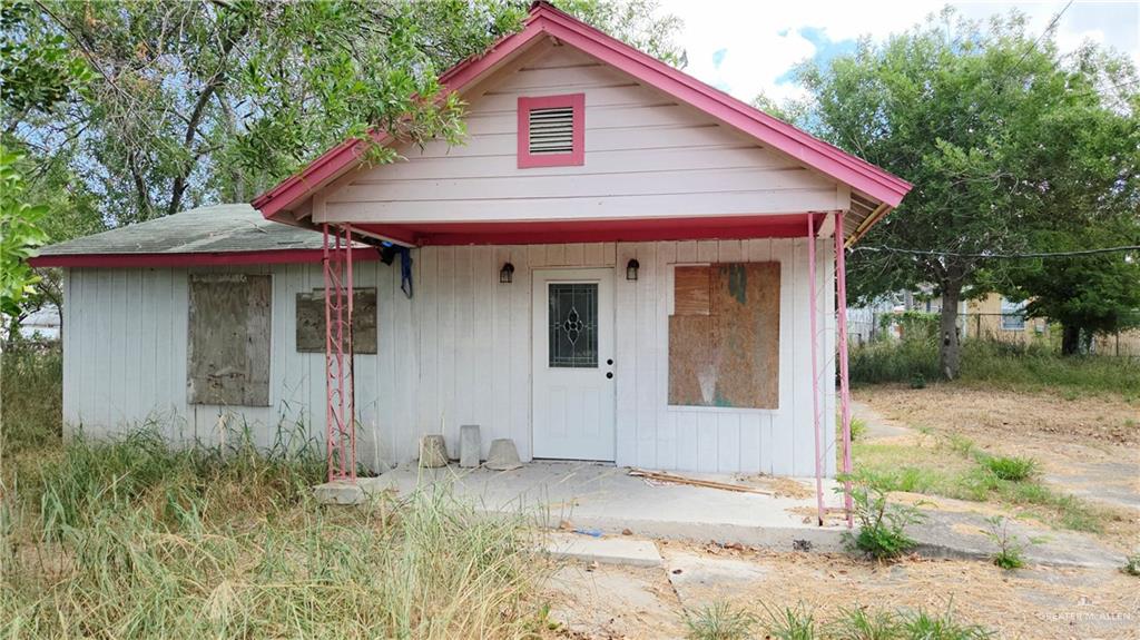 Photo 1 of 37 Granjeno Street, Brownsville